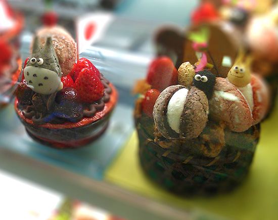 Cute Totoro cakes